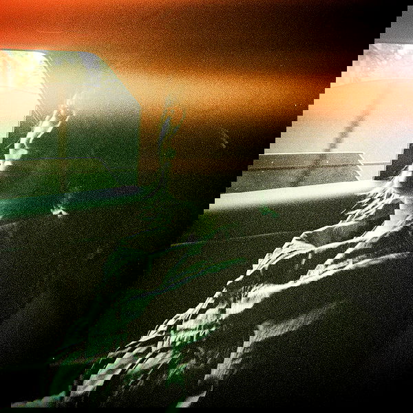 _femalien image ~ Altpins