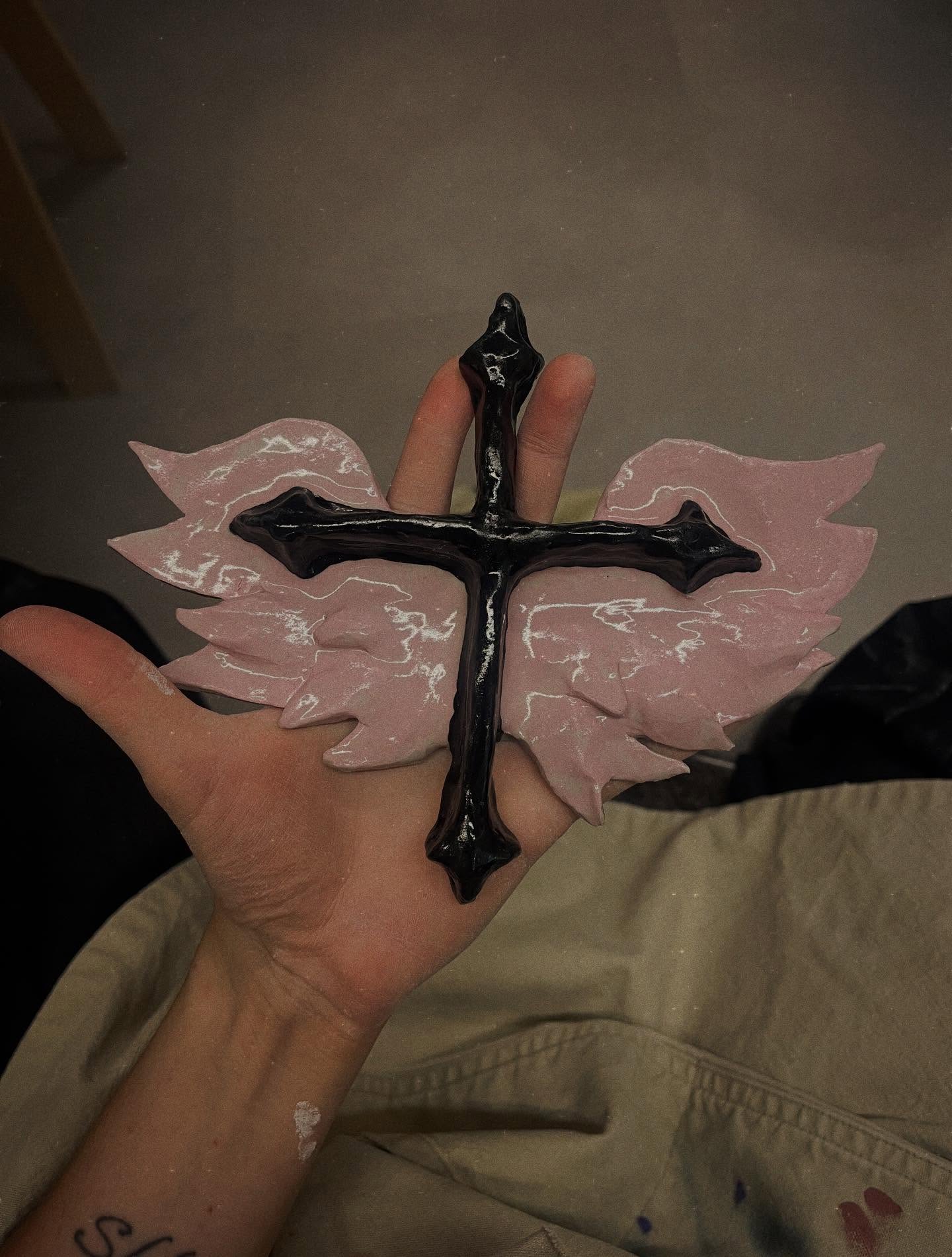 _femalien instagram image archive image