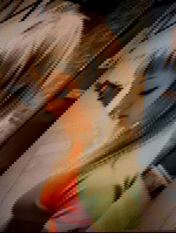 _femalien image ~ Altpins