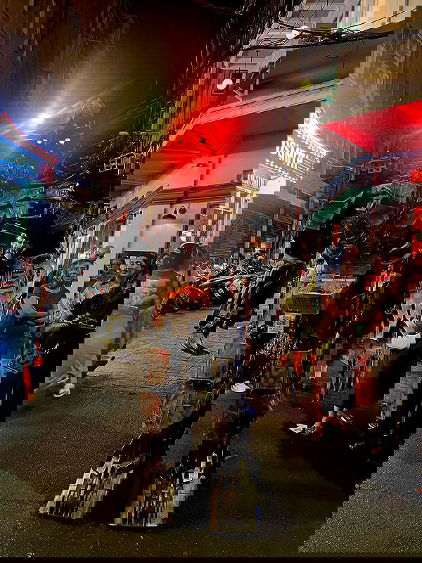 _femalien image ~ Altpins