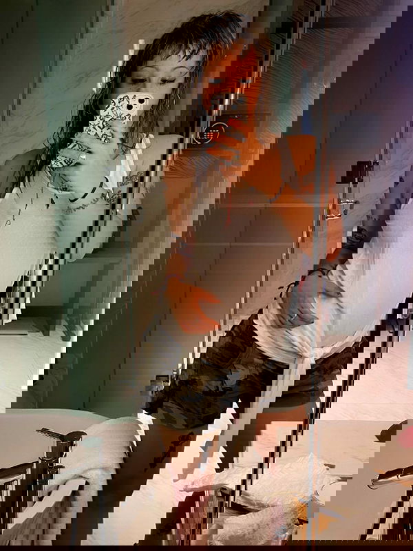 _femalien image ~ Altpins