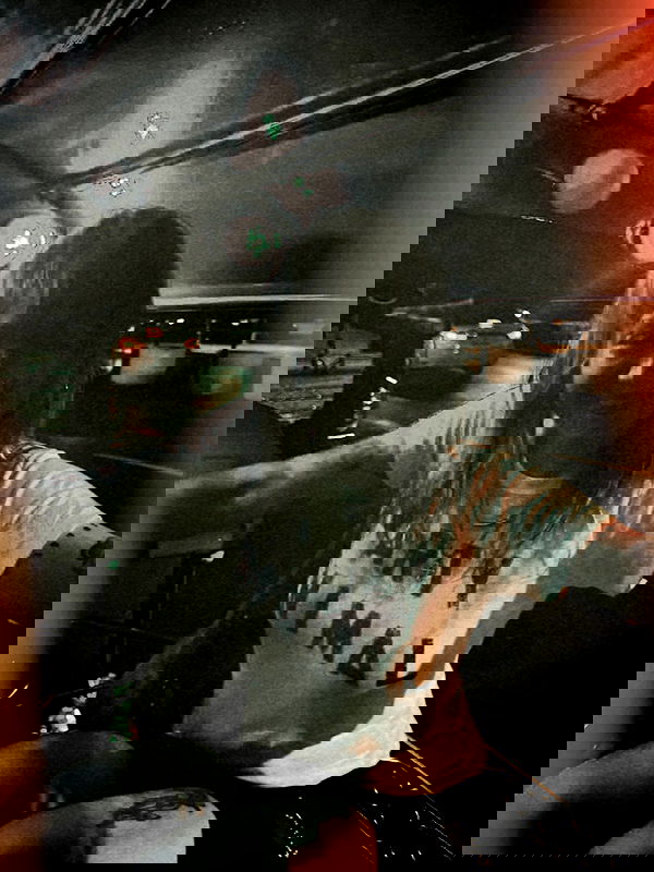 _femalien image ~ Altpins