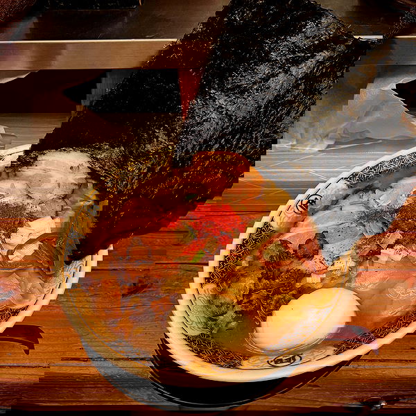 _femalien image ~ Altpins