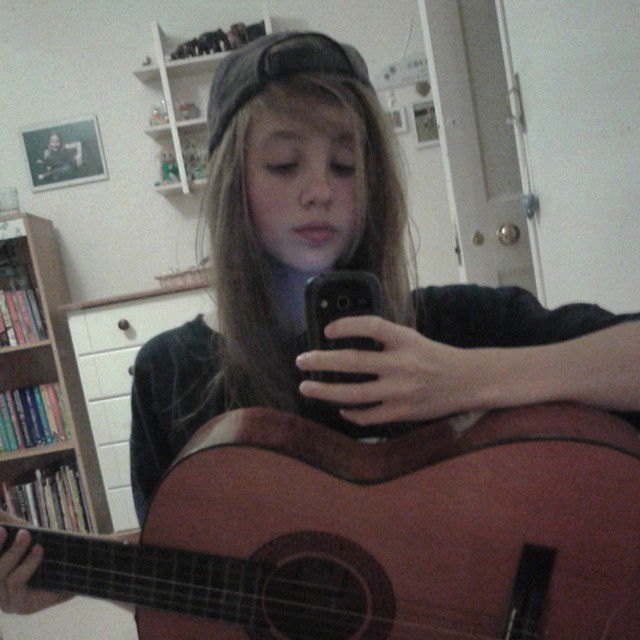 _femalien instagram image archive image