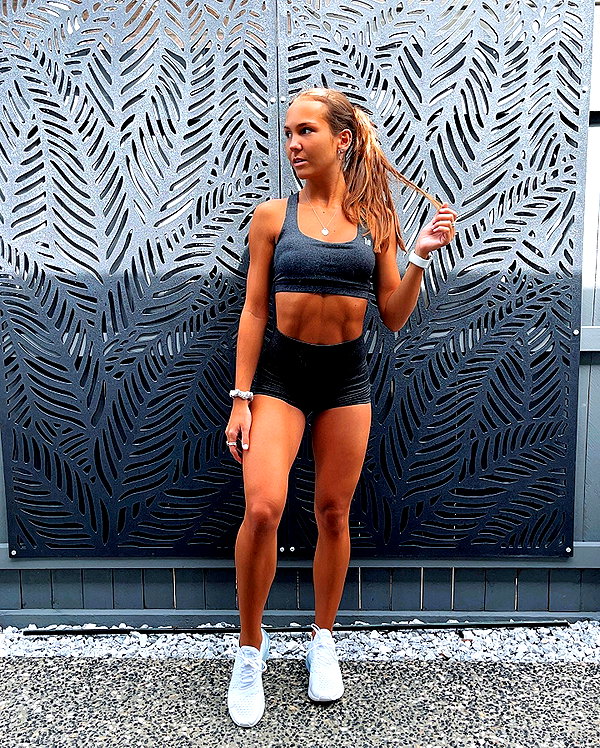 _hannahpearson_ instagram image archive image