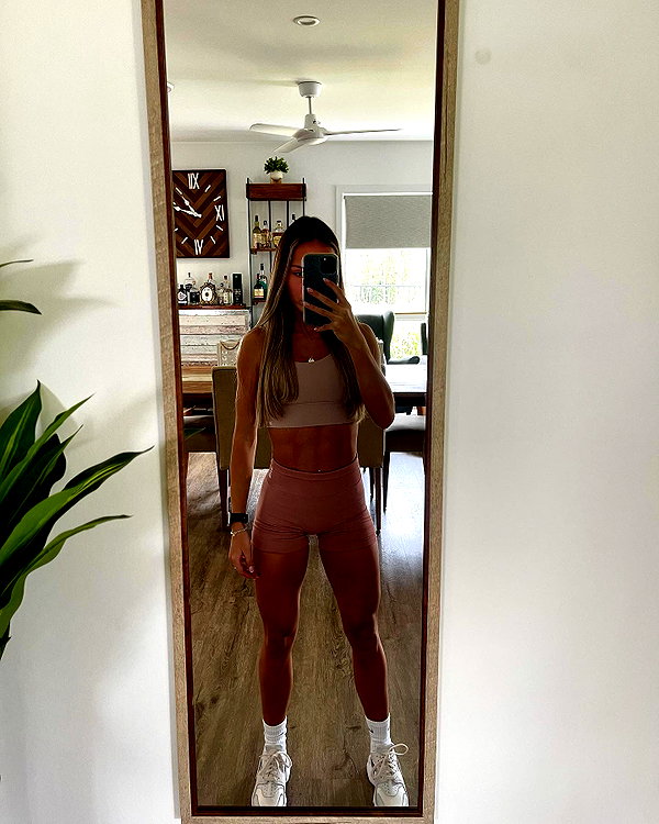 _hannahpearson_ instagram image archive image