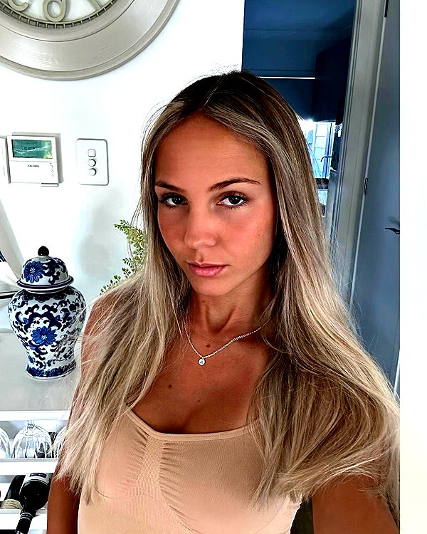 _hannahpearson_ instagram image archive image