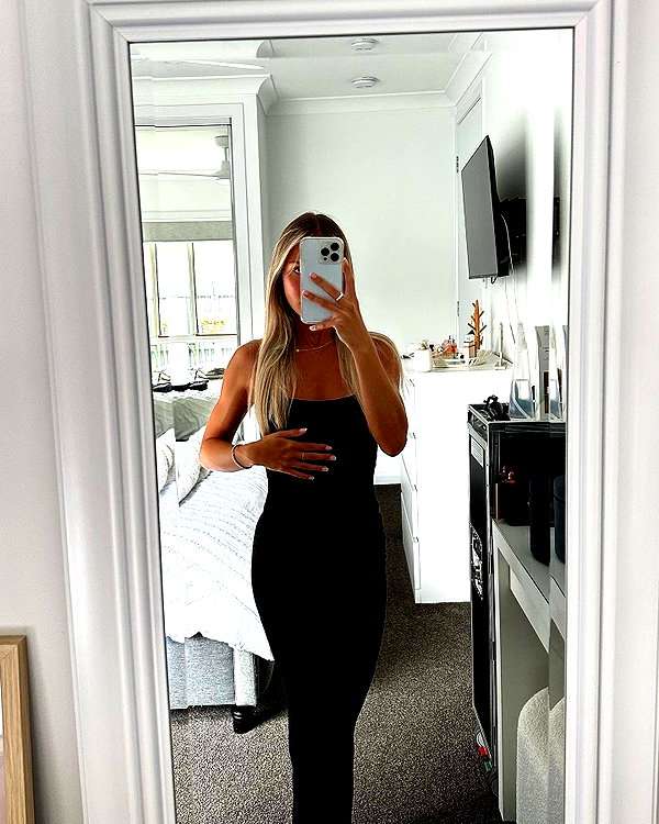 _hannahpearson_ instagram image archive image