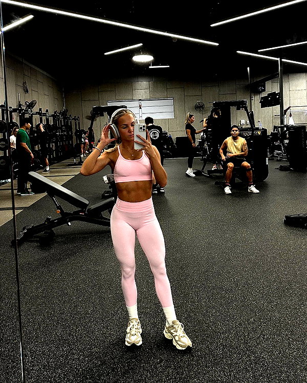 _hannahpearson_ instagram image archive image