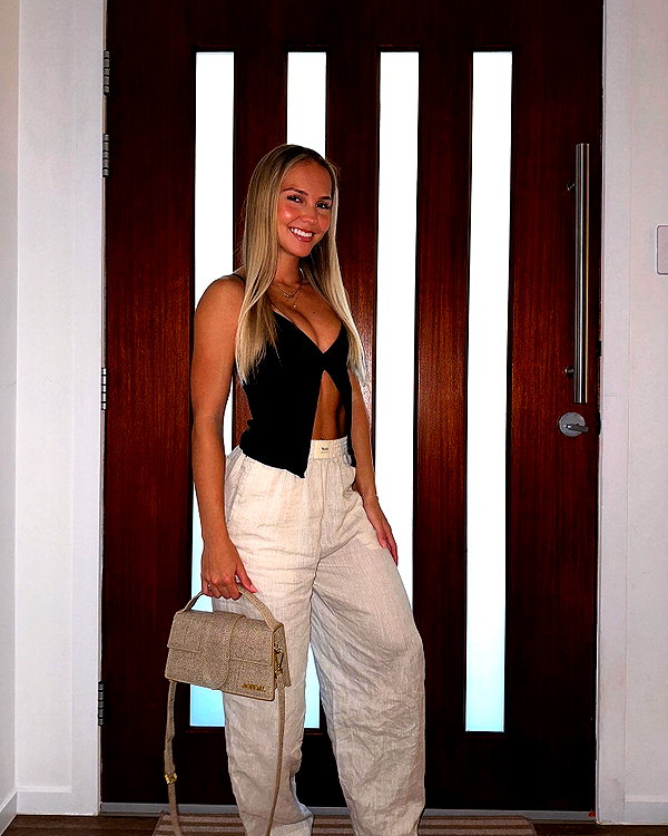 _hannahpearson_ instagram image archive image