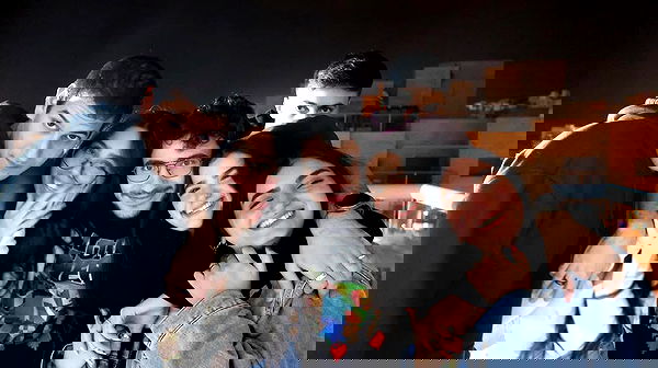 _hilaluu image ~ Altpins