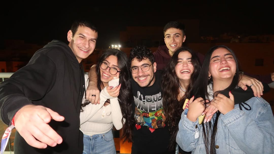 _hilaluu instagram image archive image