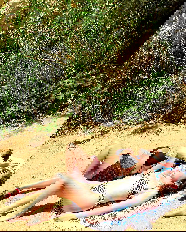 _hilaluu image ~ Altpins