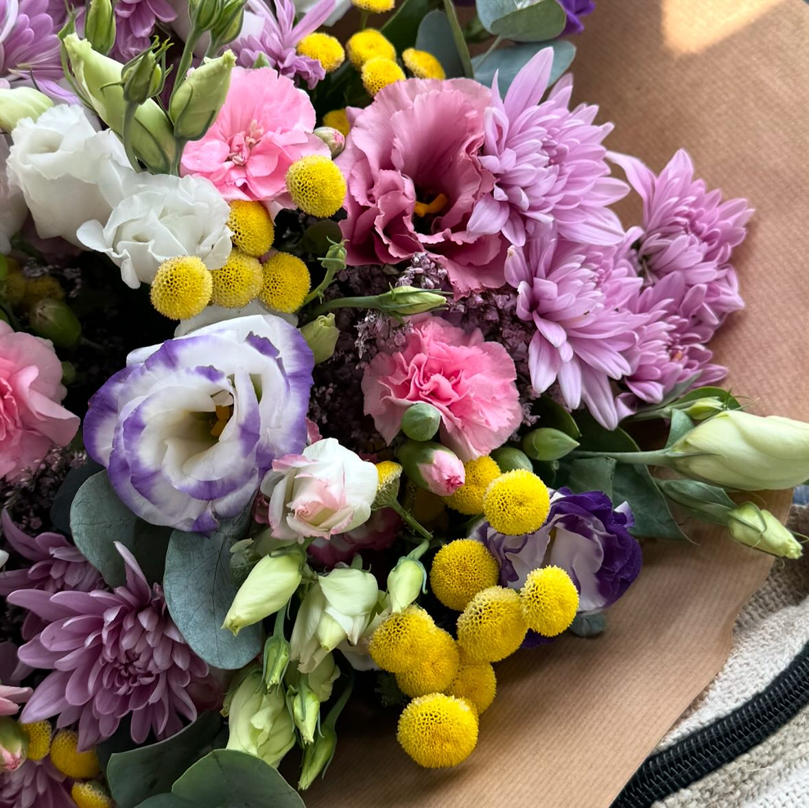 _hilaluu instagram image archive image