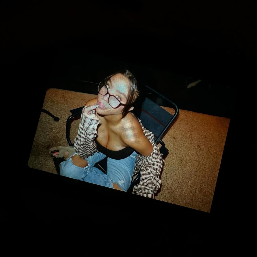 _hilaluu instagram image archive image