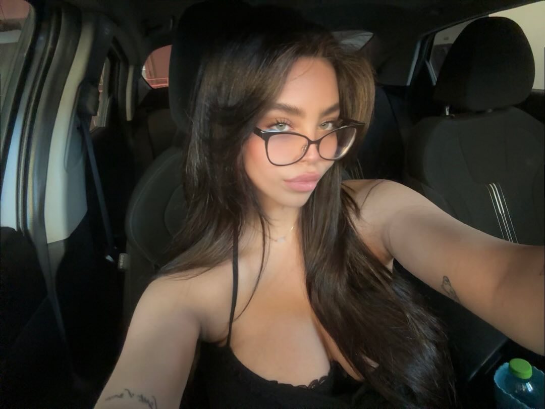 _hilaluu instagram image archive image