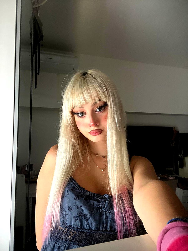 _laleonetti_ instagram image archive image