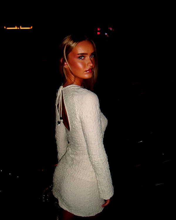 _miaallum instagram image archive image