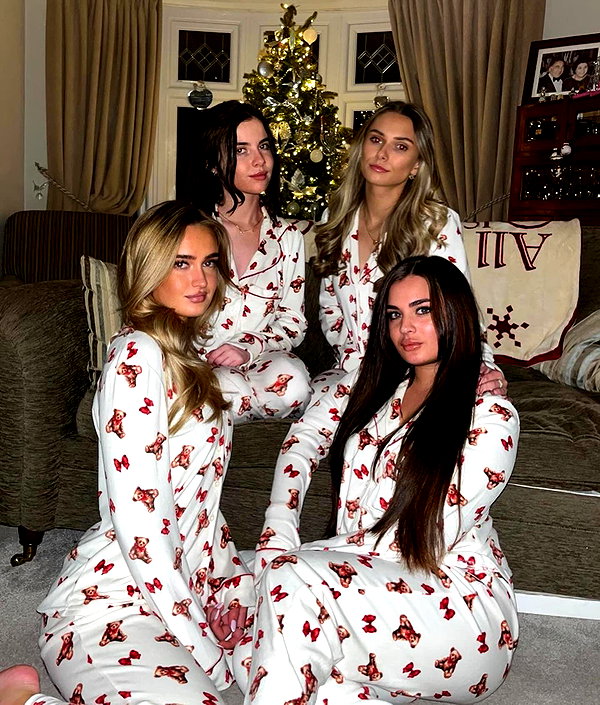 _miaallum instagram image archive image