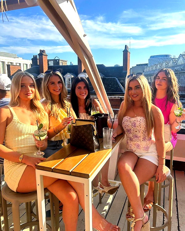 _miaallum instagram image archive image
