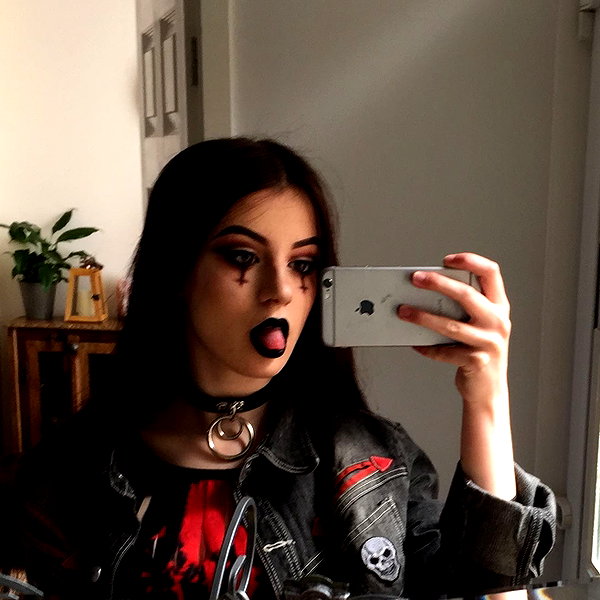 _scarlc_xo instagram image archive image