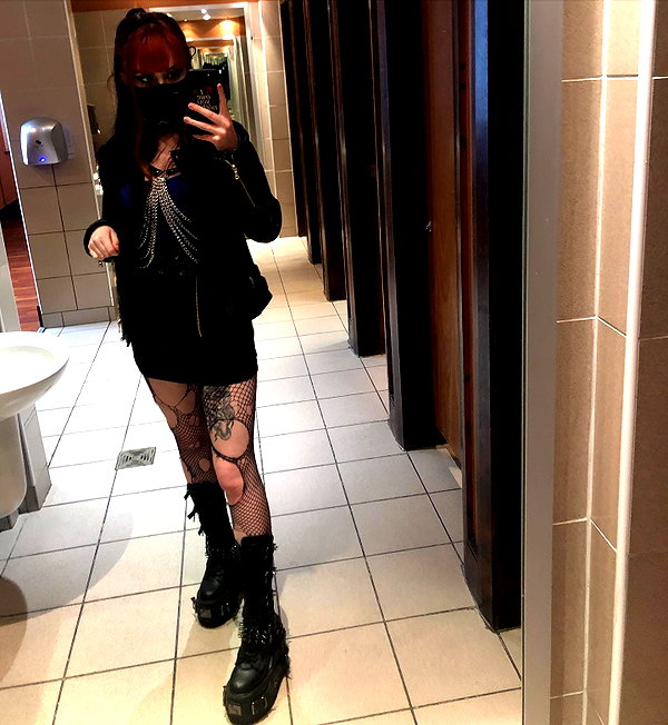 _scarlc_xo instagram image archive image
