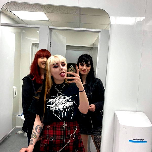 _scarlc_xo instagram image archive image