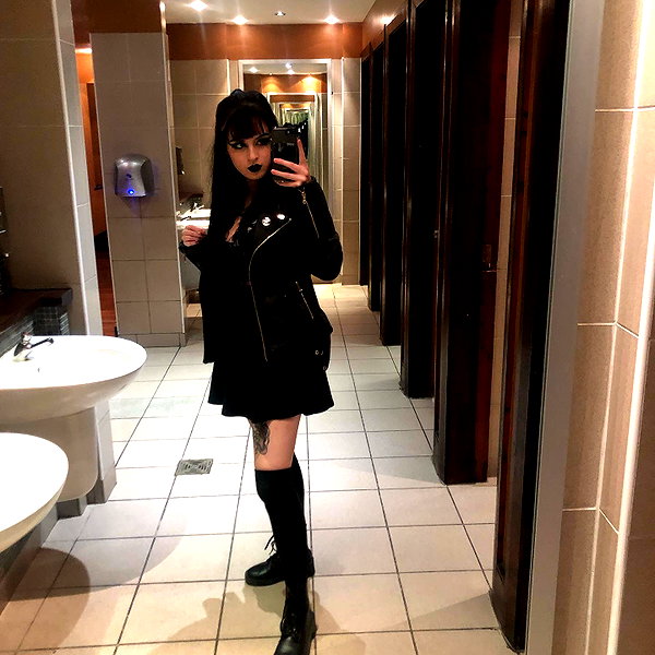 _scarlc_xo instagram image archive image