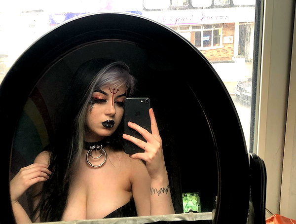_scarlc_xo instagram image archive image