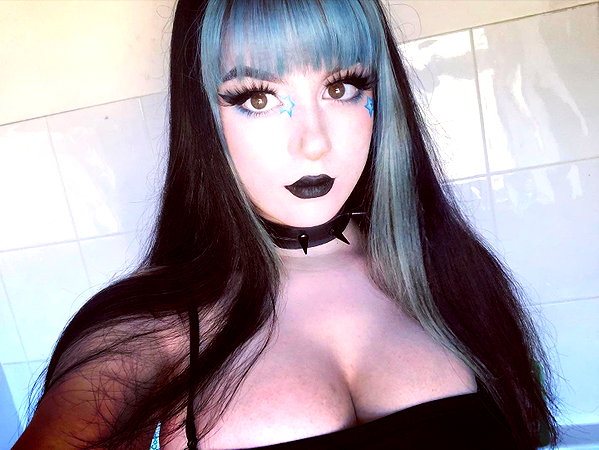 _scarlc_xo instagram image archive image