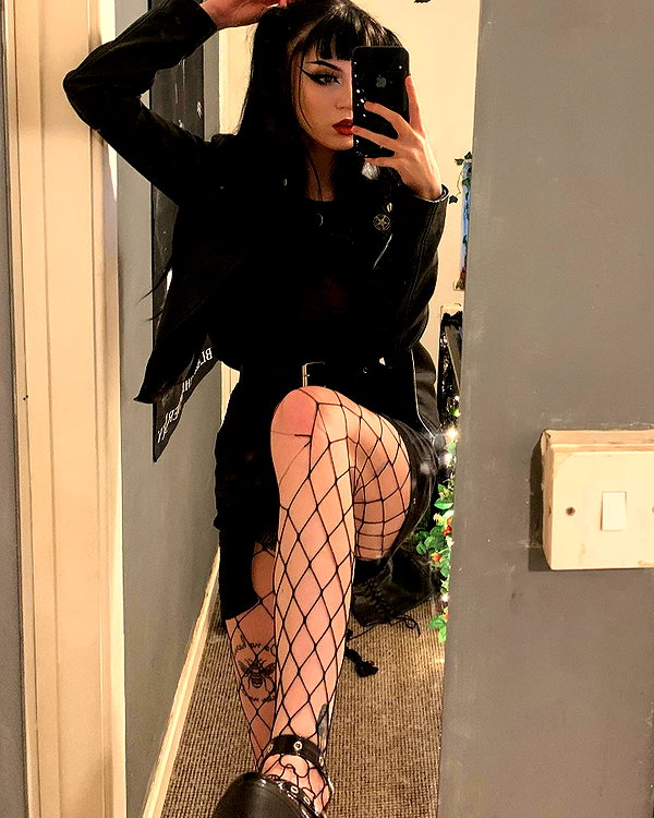 _scarlc_xo instagram image archive image