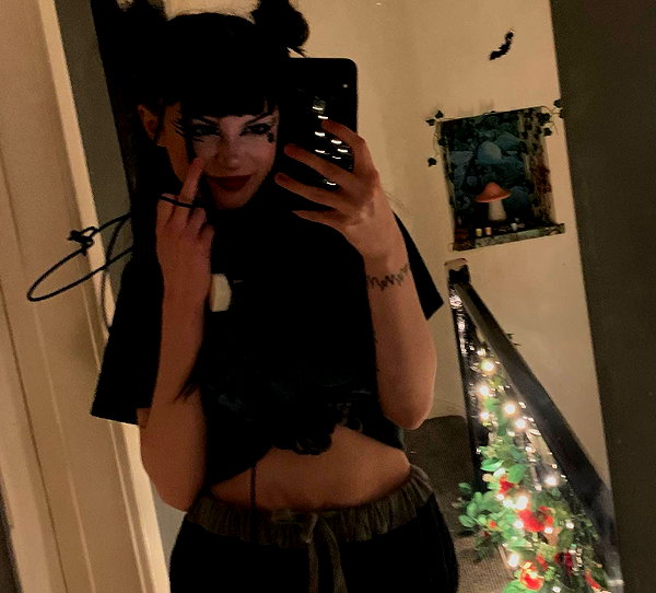 _scarlc_xo instagram image archive image