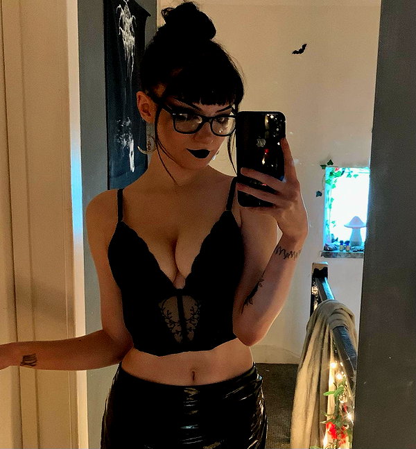 _scarlc_xo instagram image archive image