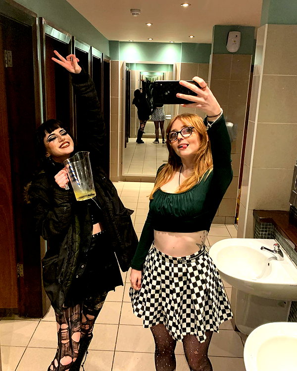 _scarlc_xo instagram image archive image