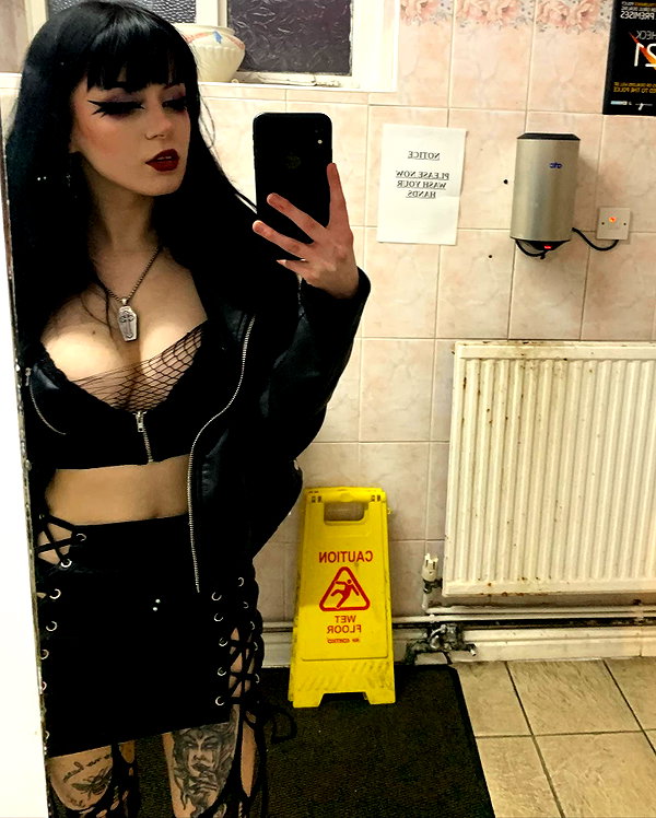 _scarlc_xo instagram image archive image