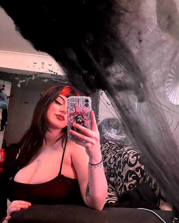_scarlc_xo instagram image archive image