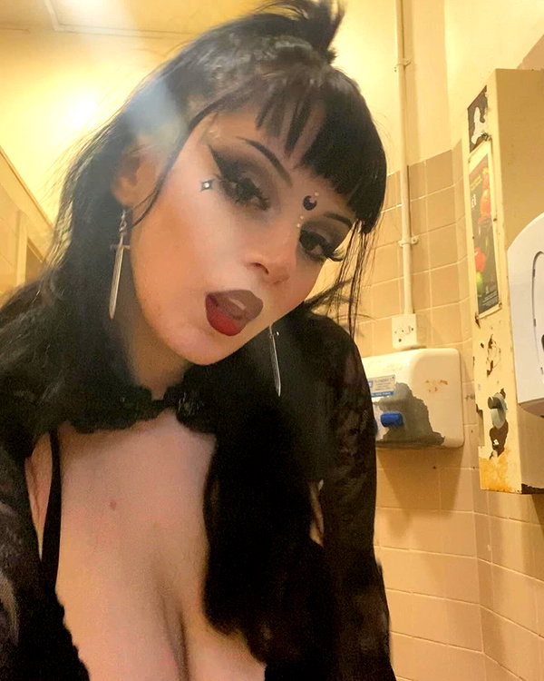 _scarlc_xo instagram image archive image