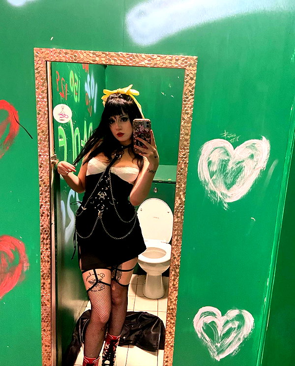 _scarlc_xo instagram image archive image