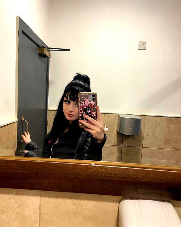 _scarlc_xo instagram image archive image