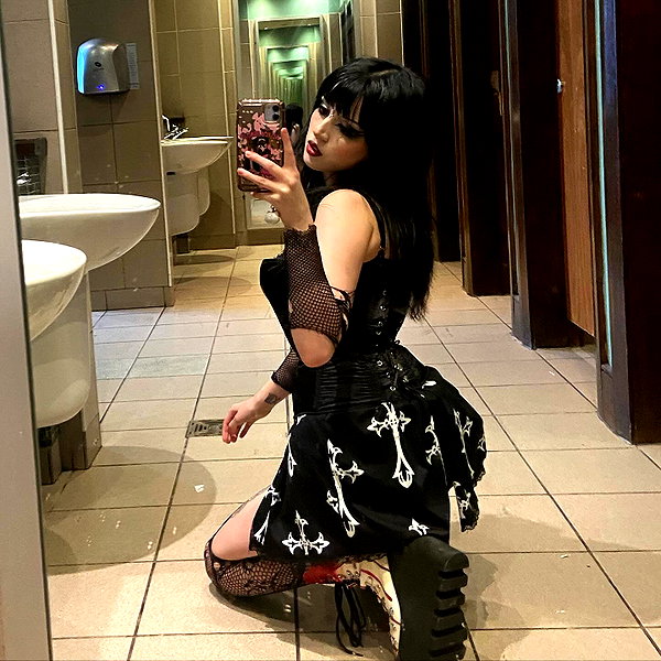 _scarlc_xo instagram image archive image