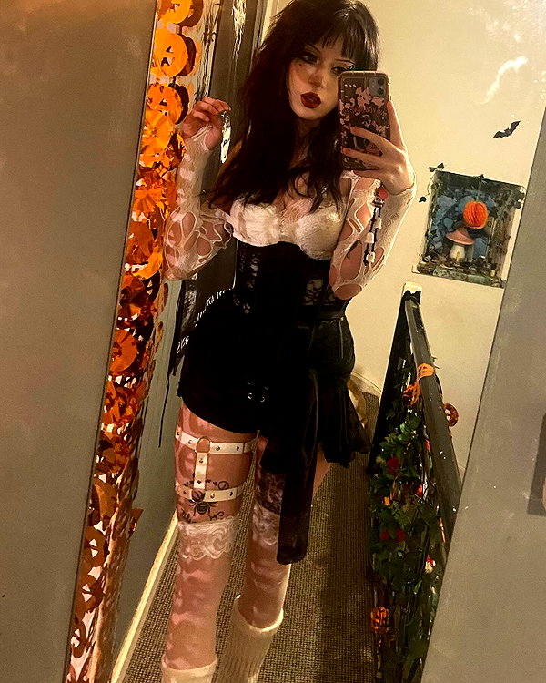 _scarlc_xo instagram image archive image