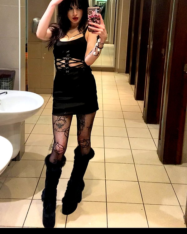 _scarlc_xo instagram image archive image