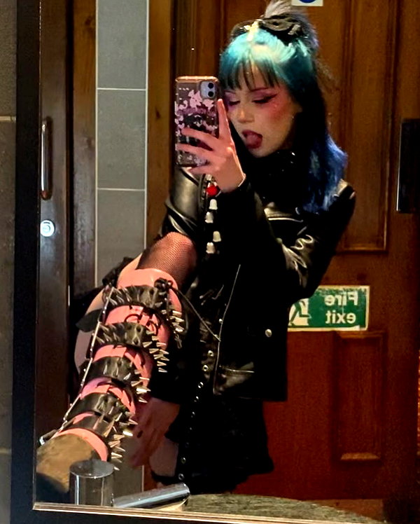 _scarlc_xo instagram image archive image