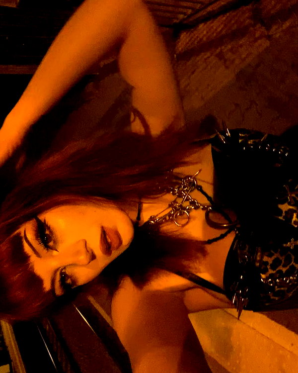 _scarlc_xo instagram image archive image