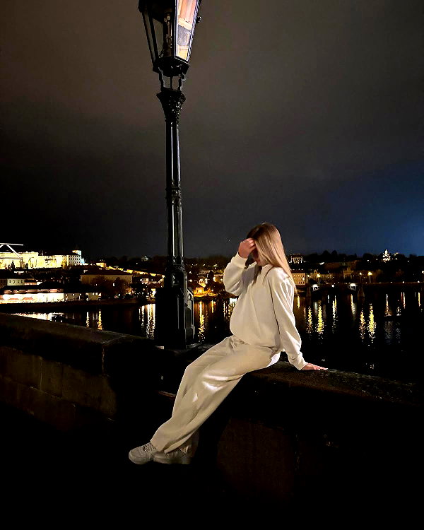 _stella_shani_ instagram image archive image