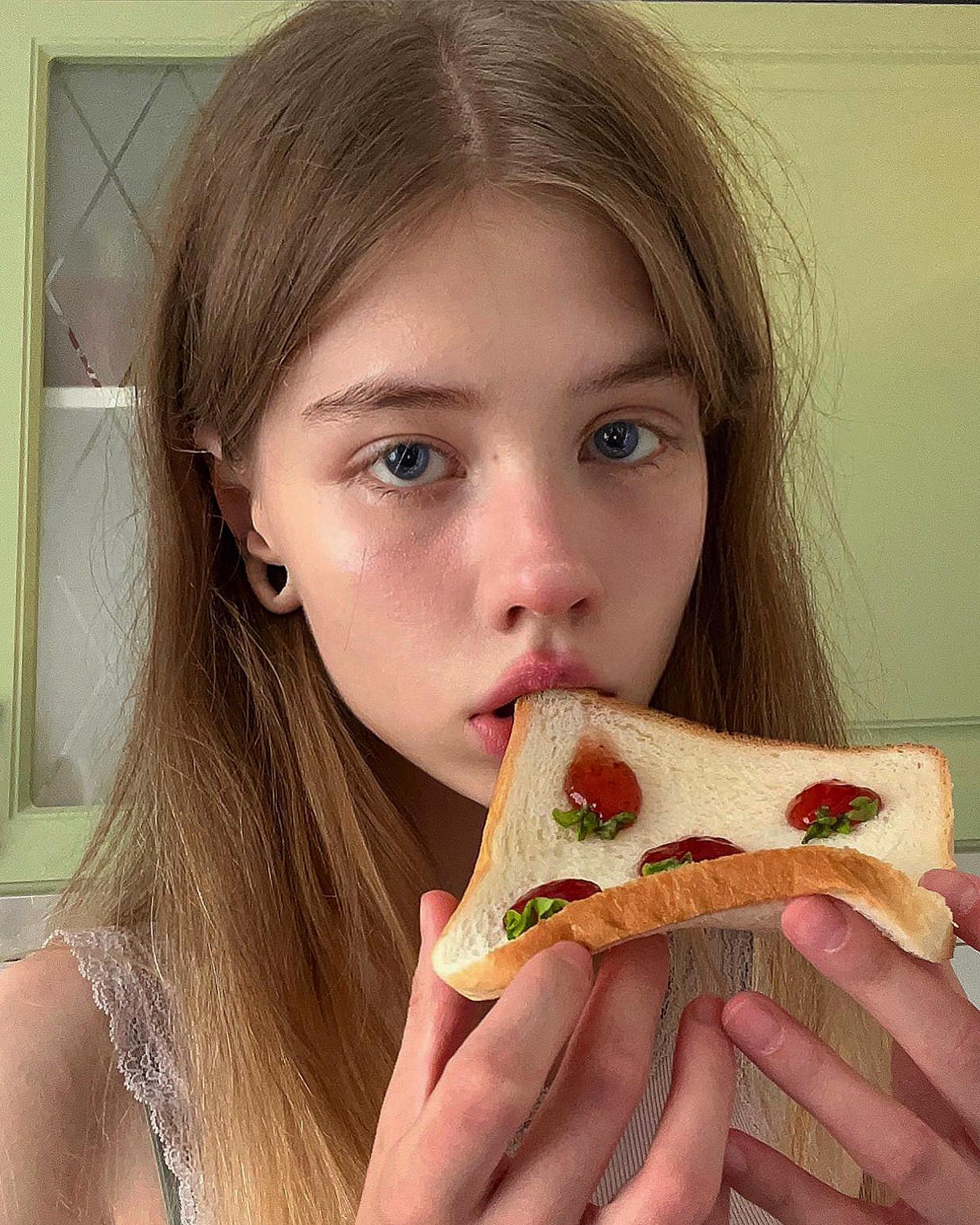 _tero._ instagram image archive image