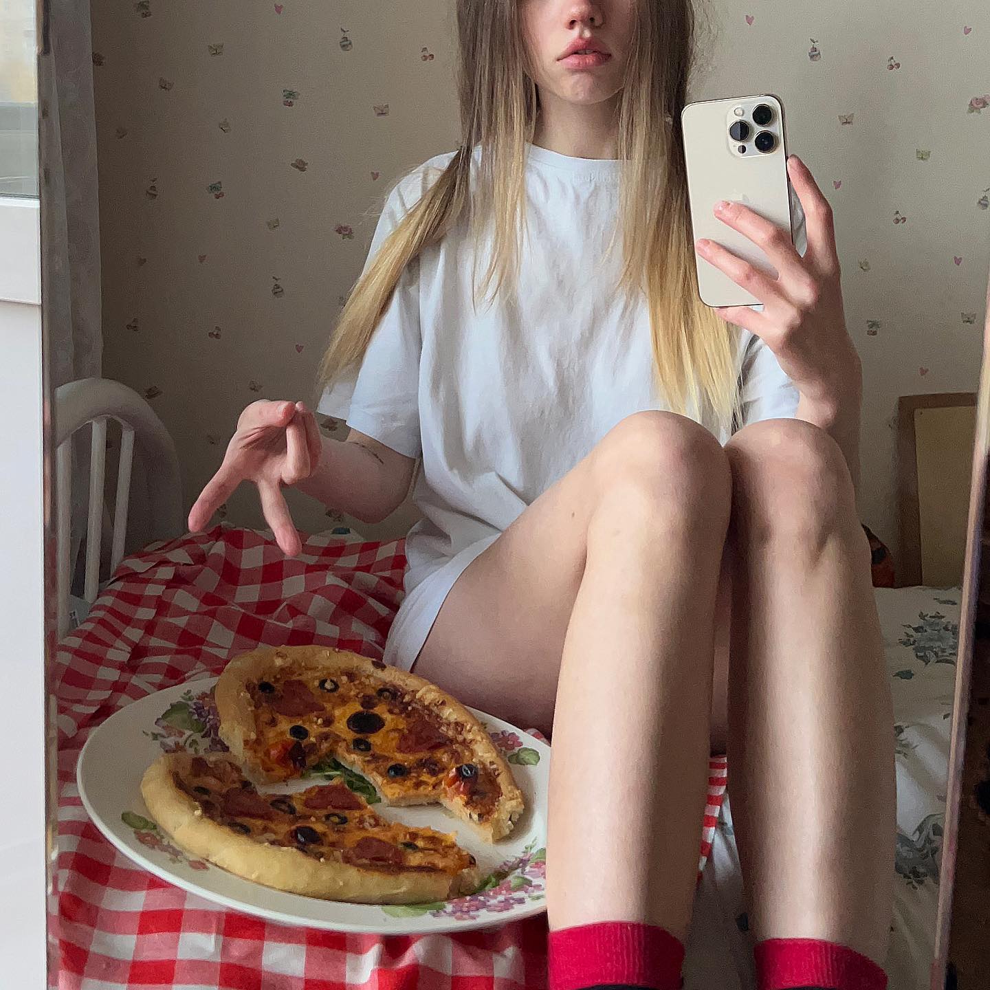 _tero._ instagram image archive image