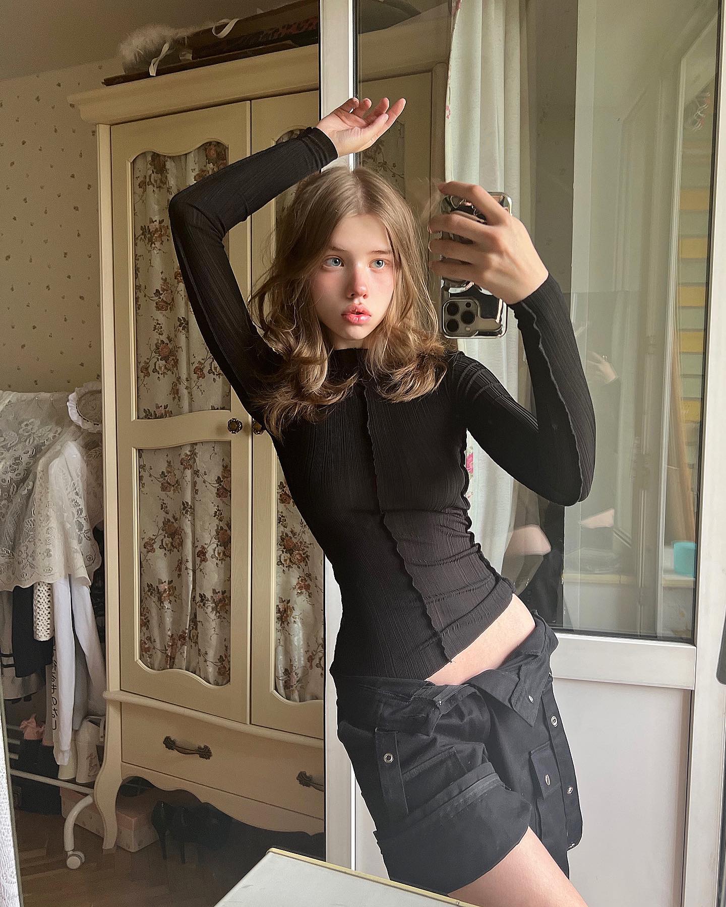 _tero._ instagram image archive image