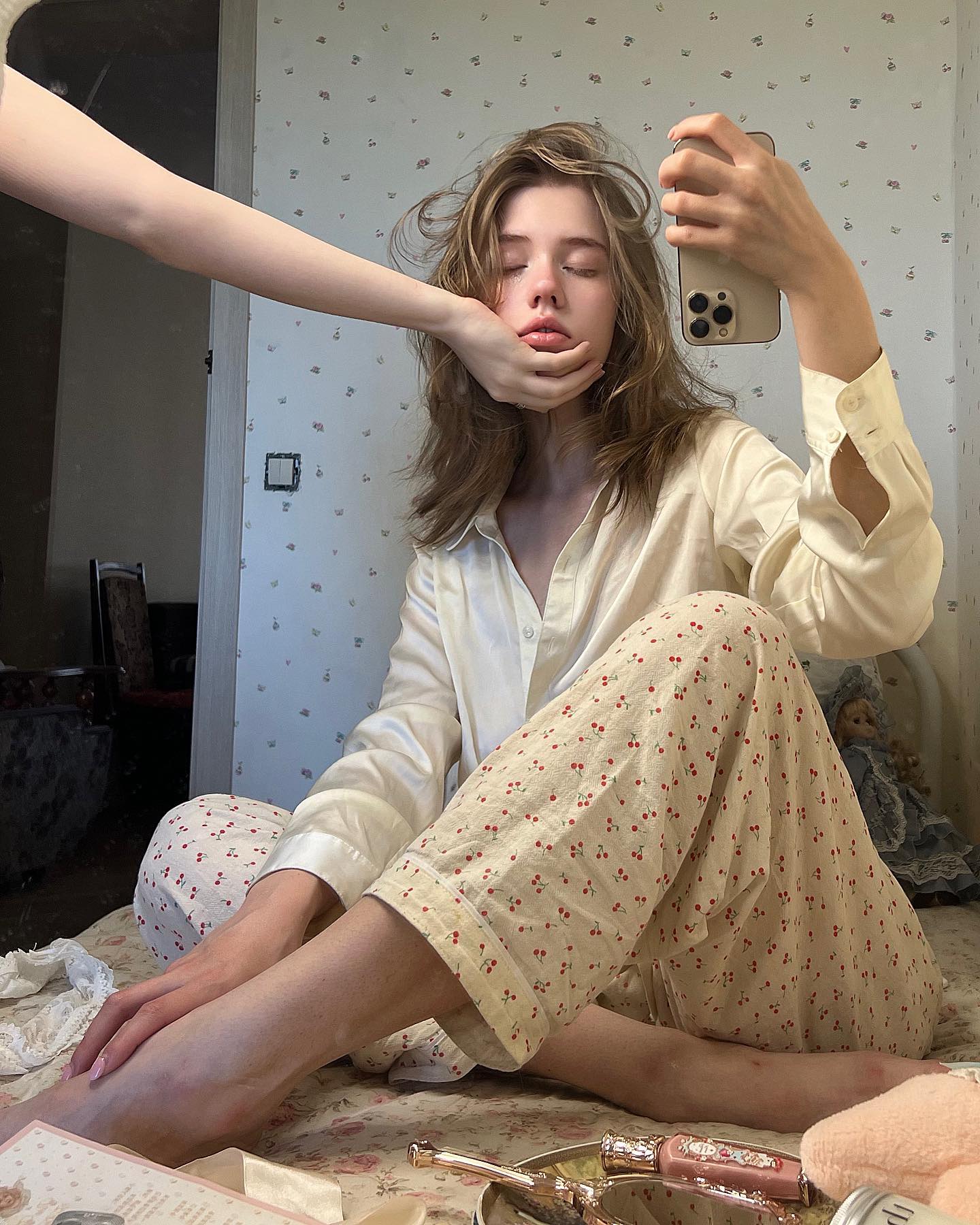 _tero._ instagram image archive image