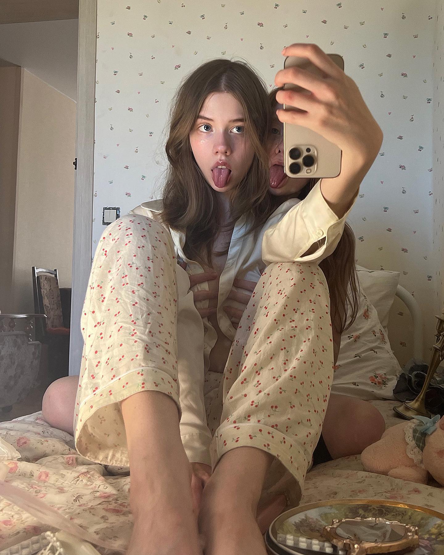 _tero._ instagram image archive image